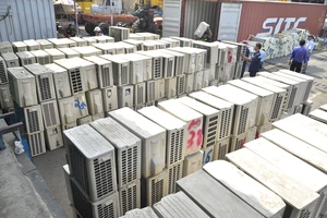 600 bộ máy lạnh cũ nhập lậu vào cảng Cát Lái