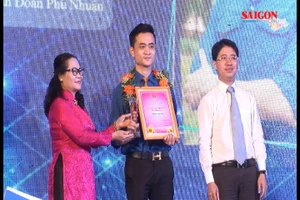 35 thanh niên công nhân tiêu biểu nhận giải thưởng Nguyễn Văn Trỗi lần 10