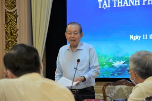 Phó Thủ tướng Thường trực Trương Hoà Bình: Chúc TPHCM sớm thắng dịch Covid-19