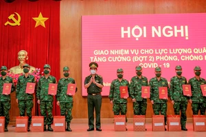 Bộ đội Biên phòng TPHCM tiếp nhận 34 bộ đội quân y hỗ trợ phòng chống dịch