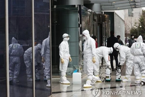 Hàn Quốc xác nhận ca tử vong thứ 11, số ca nhiễm Covid-19 lên gần 1.000