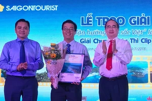 Saigontourist trao giải và công bố sách ảnh “Tận hưởng bản sắc Việt” lần 2