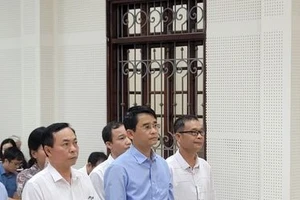 Podcast bản tin trưa 28-7: Cựu Phó Chủ tịch UBND tỉnh Quảng Ninh và các đồng phạm bị phạt tù treo