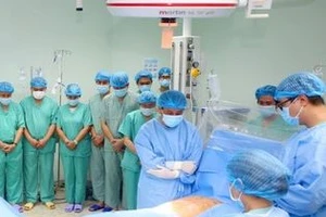 Podcast bản tin trưa 5-8: Tạng người thanh niên chết não ở Nghệ An hồi sinh cùng lúc trong cơ thể 5 bệnh nhân
