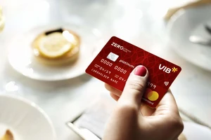 Ra mắt thẻ tín dụng miễn lãi trọn đời lần đầu tiên tại Việt Nam