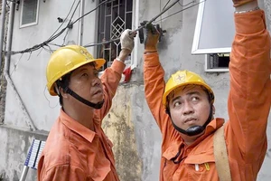 Miền Nam đối diện nguy cơ thiếu điện