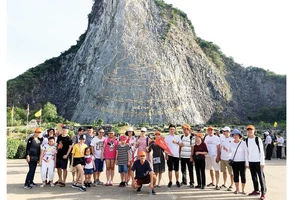 Đoàn khách TST tourist du ngoạn Thái Lan
