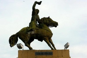 The statue of General Tran Nguyen Han (Photo: SGGP)