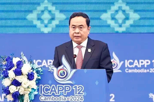 National Assembly (NA) Chairman Tran Thanh Man delivers a keynote speech at ICAPP12 in Cambodia. (Photo: VNA)