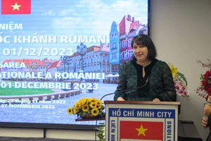 Đại sứ Romania tại Việt Nam Cristina Romila phát biểu. Ảnh: THỤY VŨ