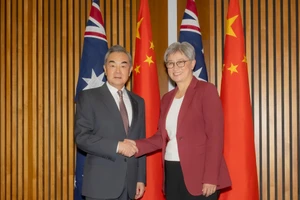 Ngoại trưởng Trung Quốc Vương Nghị và Ngoại trưởng Australia Penny Wong tại Đối thoại chiến lược và đối ngoại Trung Quốc-Australia lần thứ 7. Ảnh: THX
