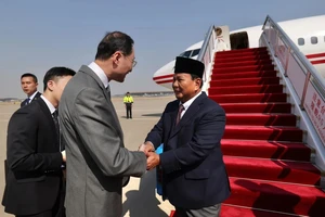 Tổng thống đắc cử Indonesia tới sân bay Bắc Kinh trong chuyến thăm thăm Trung Quốc từ ngày 31-3 đến 2-4. Ảnh: Viva Indonesia