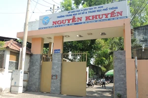 Trường THCS-THPT Nguyễn Khuyến cơ sở phường 13, quận Tân Bình (nơi em C. thiệt mạng)