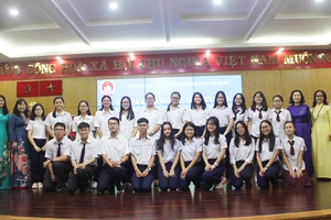 TPHCM: Ra quân 11 đội tuyển tham dự kỳ thi học sinh giỏi cấp quốc gia năm học 2018-2019