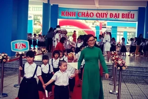 Khánh thành và khai giảng Trường Tiểu học Phan Huy Ích (quận Tân Bình)