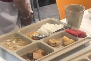 Trường Quốc tế Việt Úc (cơ sở quận 2) tiếp tục bị phản ánh chất lượng bữa ăn trưa