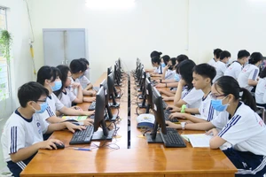 TPHCM: Không tổ chức dạy học trực tuyến 2 buổi/ngày trong 2 tuần lễ đầu năm học