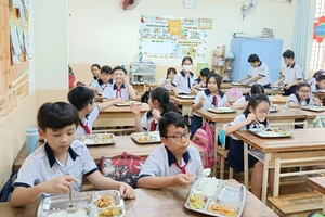 TPHCM sẽ kiểm tra định kỳ và đột xuất bữa ăn trường học