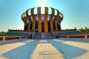 Đền thờ Vua Hùng ở Cần Thơ được khánh thành vào ngày 6-4