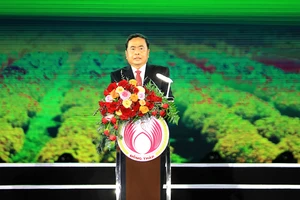 Ủy viên Bộ Chính trị, Phó Chủ tịch Thường trực Quốc hội Trần Thanh Mẫn phát biểu tại buổi lễ khai mạc Festival hoa - kiểng Sa Đéc 2023