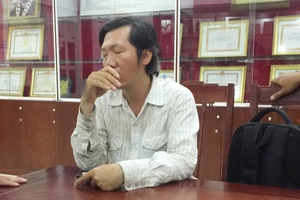 Nguyễn Tấn Quan, đối tượng giả danh phóng viên Báo SGGP khi bị phát hiện, bắt giữ tại Hội Liên hiệp Phụ nữ TPHCM