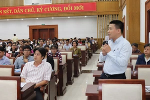 Doanh nghiệp trên địa bàn quận Phú Nhuận trao đổi các vấn đề tại buổi họp mặt
