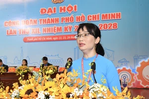 Bà Trần Thị Diệu Thúy tái đắc cử chức danh Chủ tịch LĐLĐ TPHCM nhiệm kỳ 2023-2028. Ảnh: VIỆT DŨNG