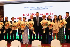 Ban Chấp hành Hội Hữu nghị Việt Nam - Hàn Quốc TPHCM nhiệm kỳ mới ra mắt đại hội