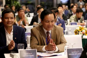 Ông Cấn Văn Nghĩa đã xin từ chức