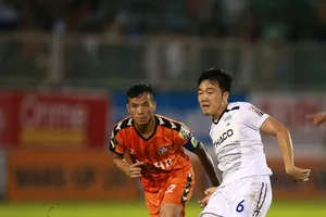 Xuân Trường được bầu là cầu thủ xuất sắc nhất trân đấu. Ảnh: Minh Trần