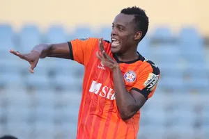 Gassiou lập cú đúp cho Đà Nẵng. Ảnh: Viết Định