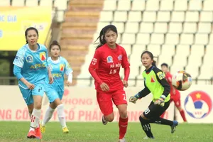 Đội Hà Nội có chiến thắng dễ dàng trước Sơn La. Ảnh: Anh Trần