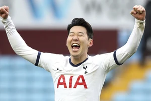 Son Heung-min lần thứ tư đoạt giải "Cầu thủ xuất sắc nhất châu Á".