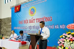 Ông Bạch Ngọc Chiến được bầu làm tân Chủ tịch Liên đoàn vovinam Hà Nội. ẢNH: MINH CHIẾN