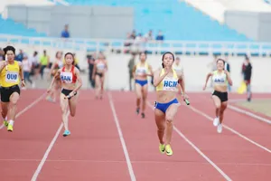 Một số tổ của đội tuyển điền kinh Việt Nam sẽ chuyển về tập tại sân Mỹ Đình. Ảnh: MINH HOÀNG