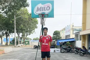 Phụ công Nguyễn Duy Khánh. Ảnh: M.CHIẾN