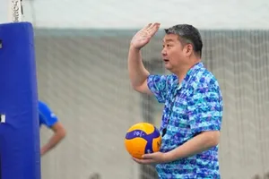 Chuyên gia Li Huan Ning.