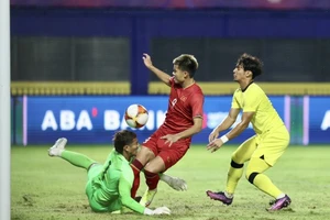 Văn Tùng tỏa sáng trên hàng công U22 Việt Nam tại SEA Games 32. Ảnh: DŨNG PHƯƠNG