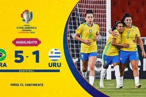 Brazil vs Uruguay 5-1: Amanda Gutierres tỏa sáng cú đúp, Gio Garbelini, Marta, Dudinha chốt hạ chiến thắng, Dornelles nhận thẻ đỏ, Brazil gặp nữ Colombia ở chung kết Copa America 2025
