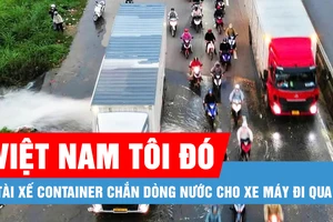 Podcast bản tin tối 13-2: Tài xế biến xe container thành "lá chắn" nước cho xe máy đi qua