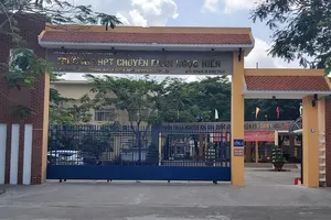 Trường THPT chuyên Phan Ngọc Hiển