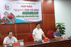 Ông Lê Văn Sử thông tin về Ngày hội cua Cà Mau lần thứ nhất năm 2022