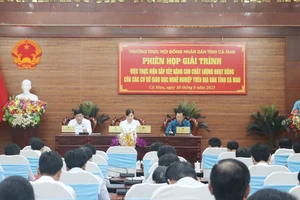 Quang cảnh phiên họp