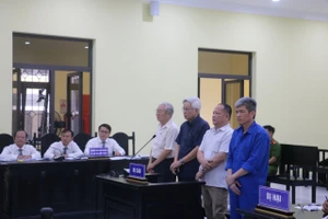 Không vụ lợi, 2 nguyên Giám đốc Sở Xây dựng Cà Mau được hưởng án treo