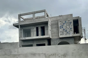 Đề nghị xử lý công trình nhà ở vi phạm xây dựng của nguyên Chủ tịch TP Cà Mau