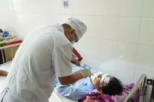 Nạn nhân đang được điều trị tại Bệnh viện đa khoa tỉnh Cà Mau