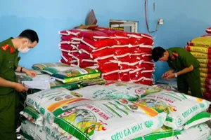 Cà Mau phát hiện hơn 77 tấn phân bón, hóa chất thủy sản không rõ nguồn gốc