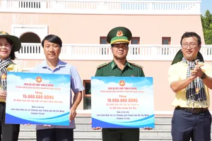 Lan tỏa tinh thần tương thân, tương ái giữa TPHCM và Cà Mau