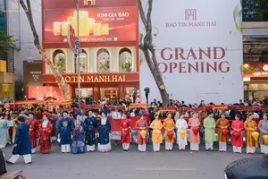 Bảo Tín Mạnh Hải trong Lễ khai trương Cửa hàng 18 Ngô Quyền, phường Cửa Nam, Tp Hà Nội và Kỷ niệm 33 năm thành lập