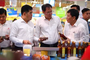 Đại diện các doanh nghiệp trao đổi về tiêu chuẩn, nguồn gốc và khả năng kết nối thị trường